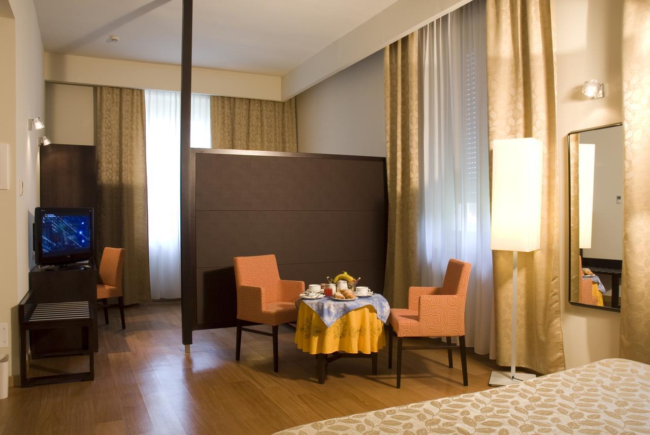 Hotel Terme Monticelli Terme Bagian luar foto