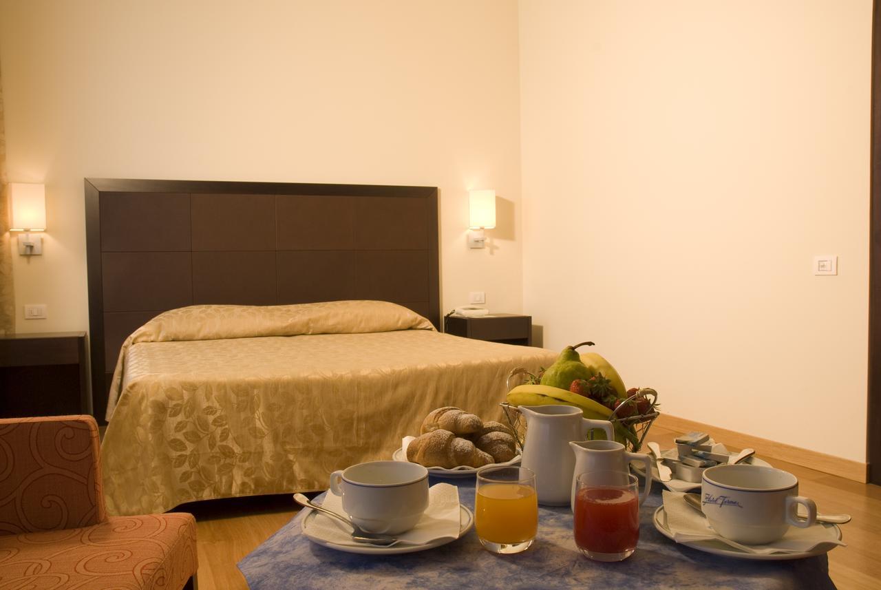 Hotel Terme Monticelli Terme Bagian luar foto