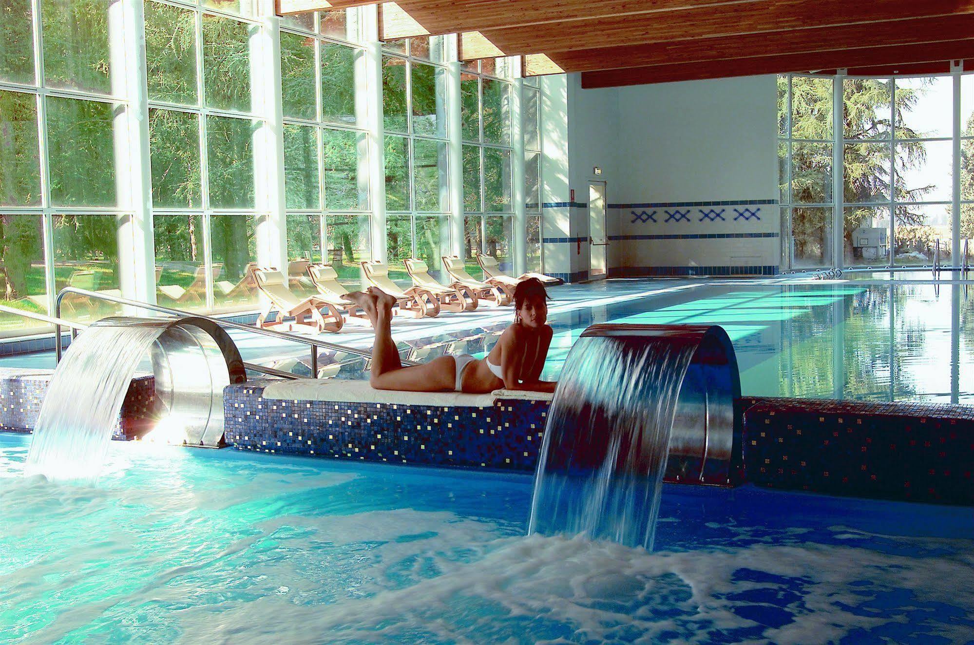Hotel Terme Monticelli Terme Bagian luar foto